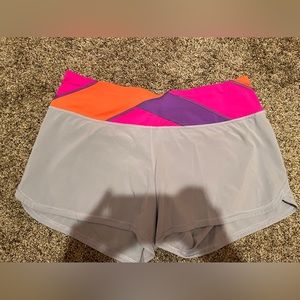 Lululemon Shorts Size 8!🍋 Grey with Colorful Waistband!